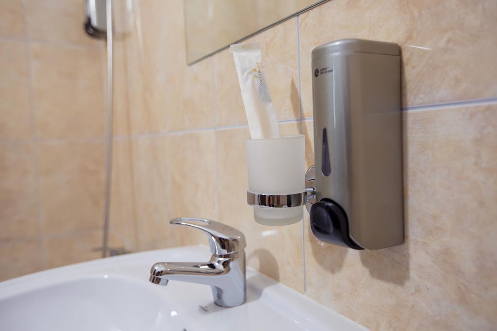 Kel Inn Hotel Nur-Sultan  Room photo