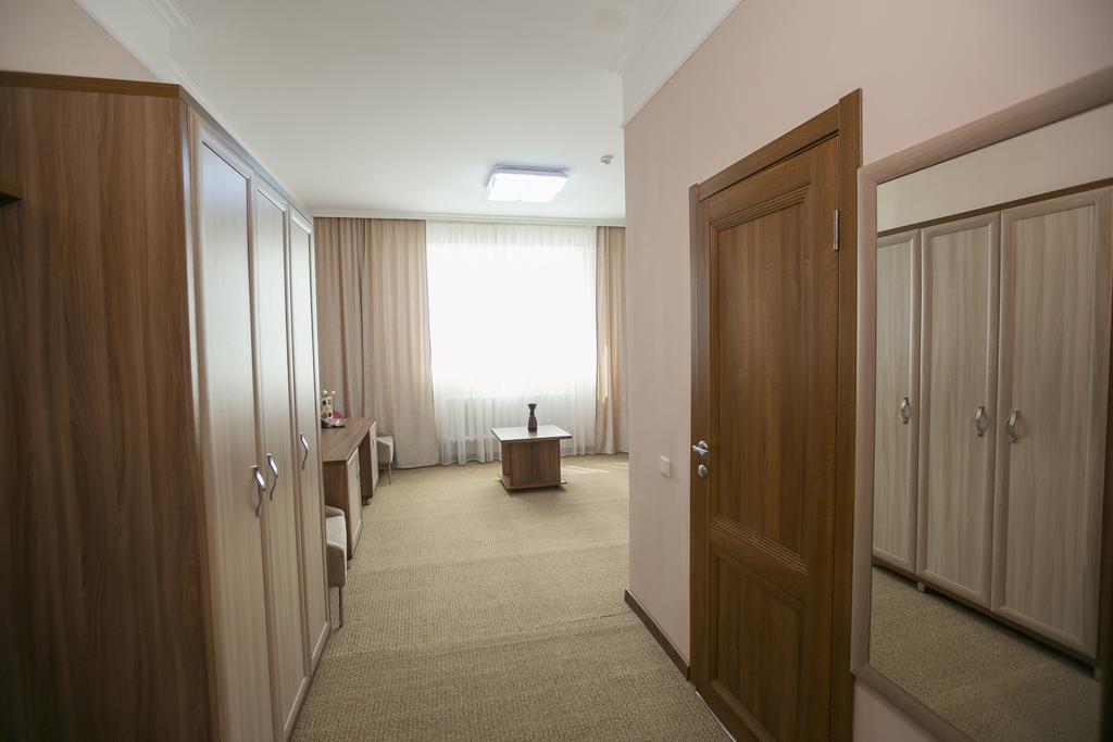 Kel Inn Hotel Nur-Sultan  Exterior photo